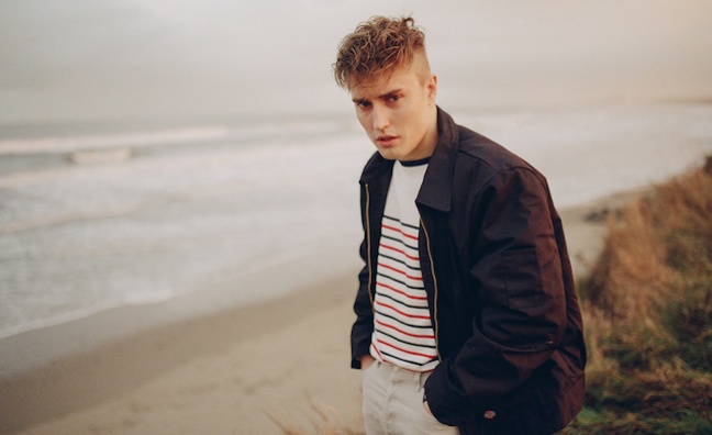 Sam Fender into Music Moves Europe Talent chart Top 3