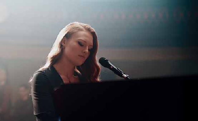 'An incredible singer': Freya Ridings is YouTube Music's new Artist On The Rise