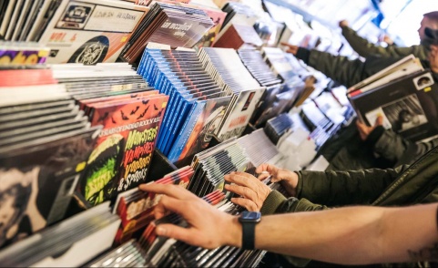 Q1 snapshot: Vinyl growth in double digits as major releases achieve significant physical sales