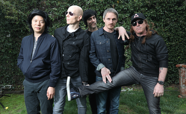 A Perfect Circle sign worldwide record deal with BMG

