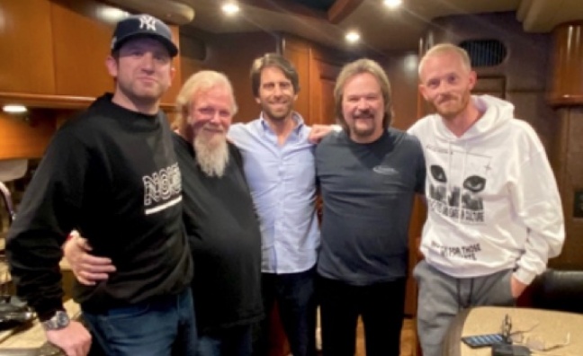 Travis Tritt signs with Big Noise Music Group ahead of first album in 12 years