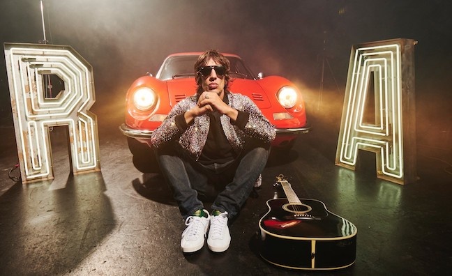 Richard Ashcroft signs to UMPG for global deal